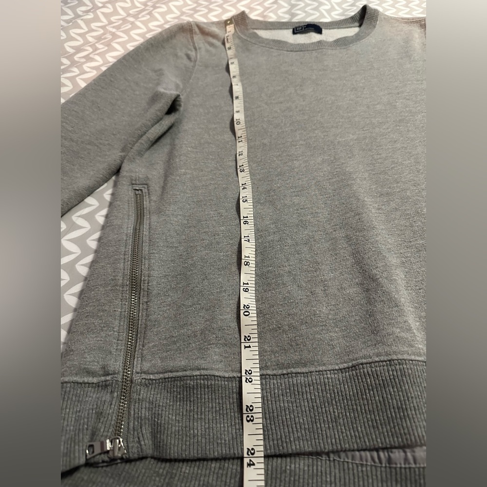 GAP Small Heather Grey Gray Sweatshirt with Side Zip - Picture 5 of 9